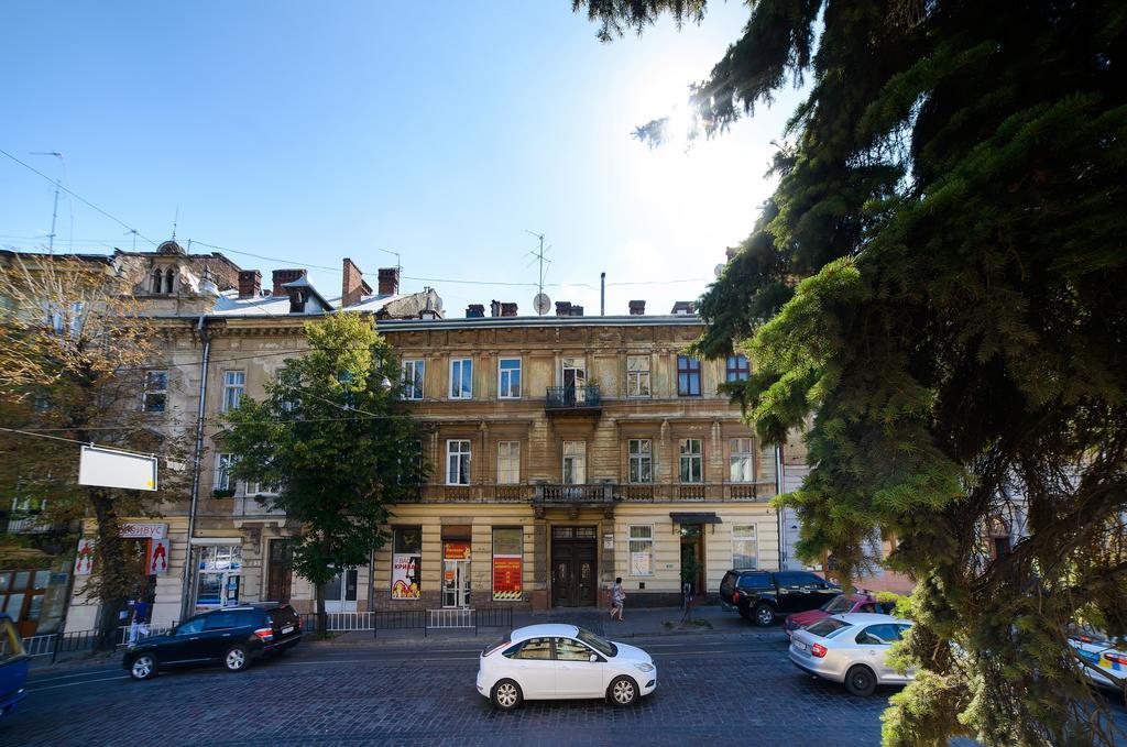 Modern Apartment In Old City Center Lemberg Exterior foto